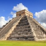 La decoración de los templos mayas: colores, símbolos y significados