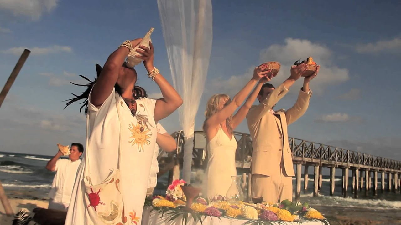 Templos en las pirámides mayas: centros ceremoniales y conexión divina-1