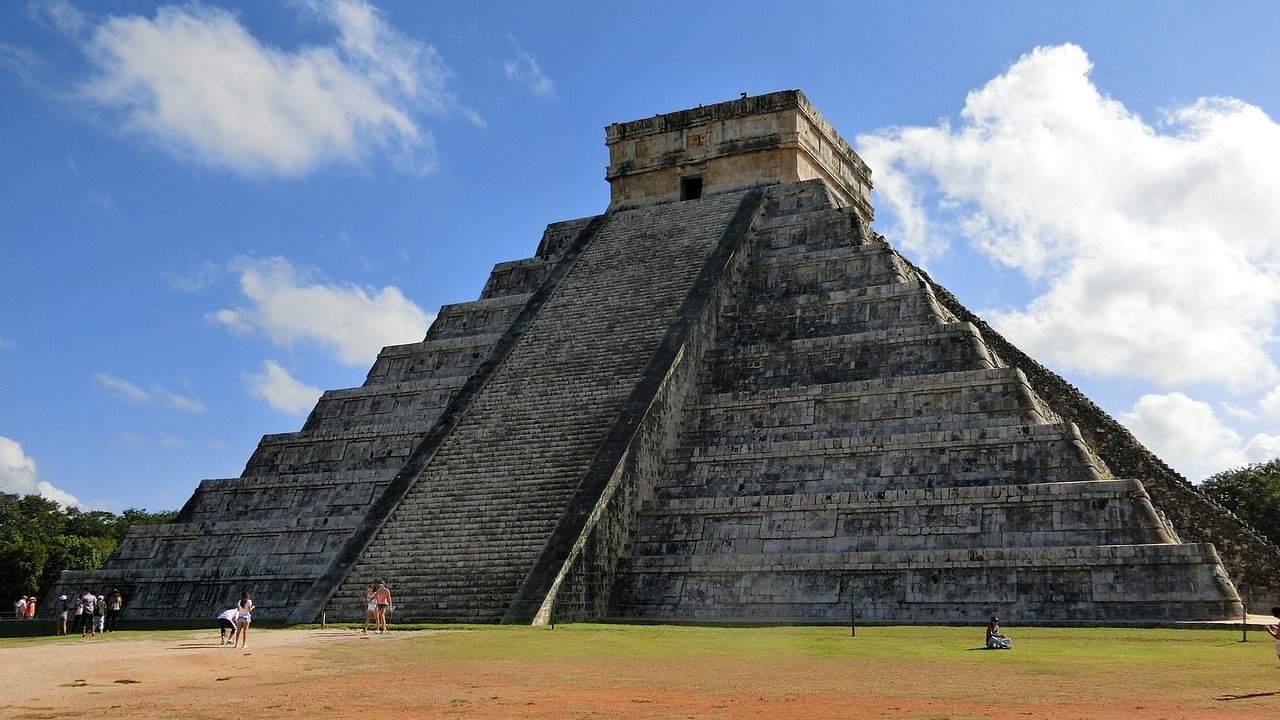 Secretos de construcción de las pirámides mayas desvelados-1